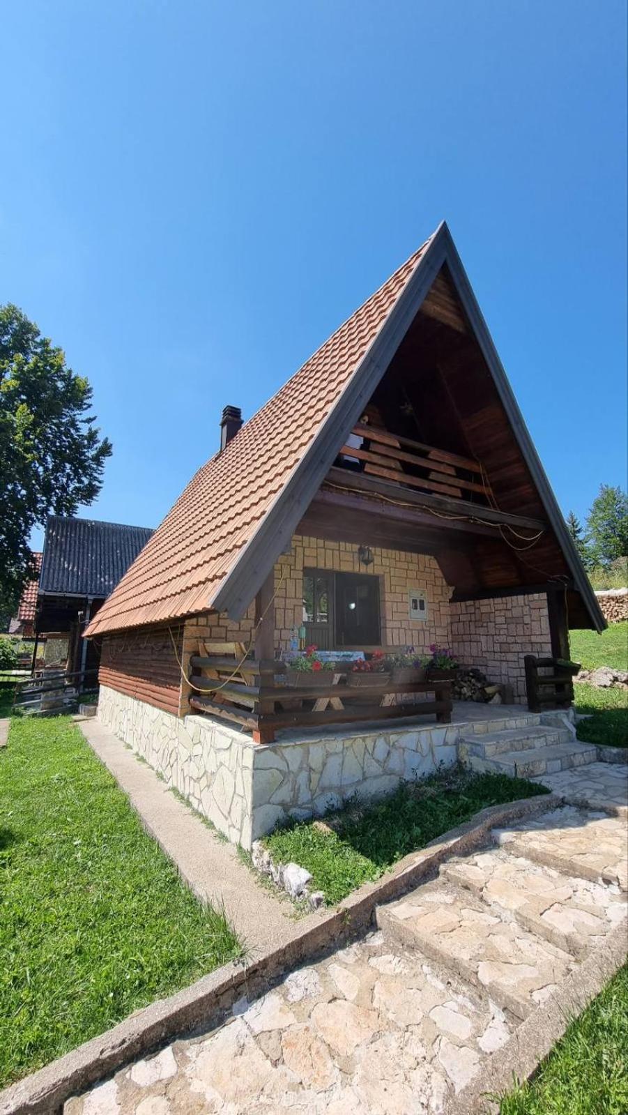 Planinska Kuca Dusan Mitrovac Buitenkant foto